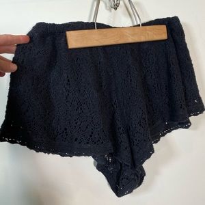 Jens pirate booty black lace shorts
